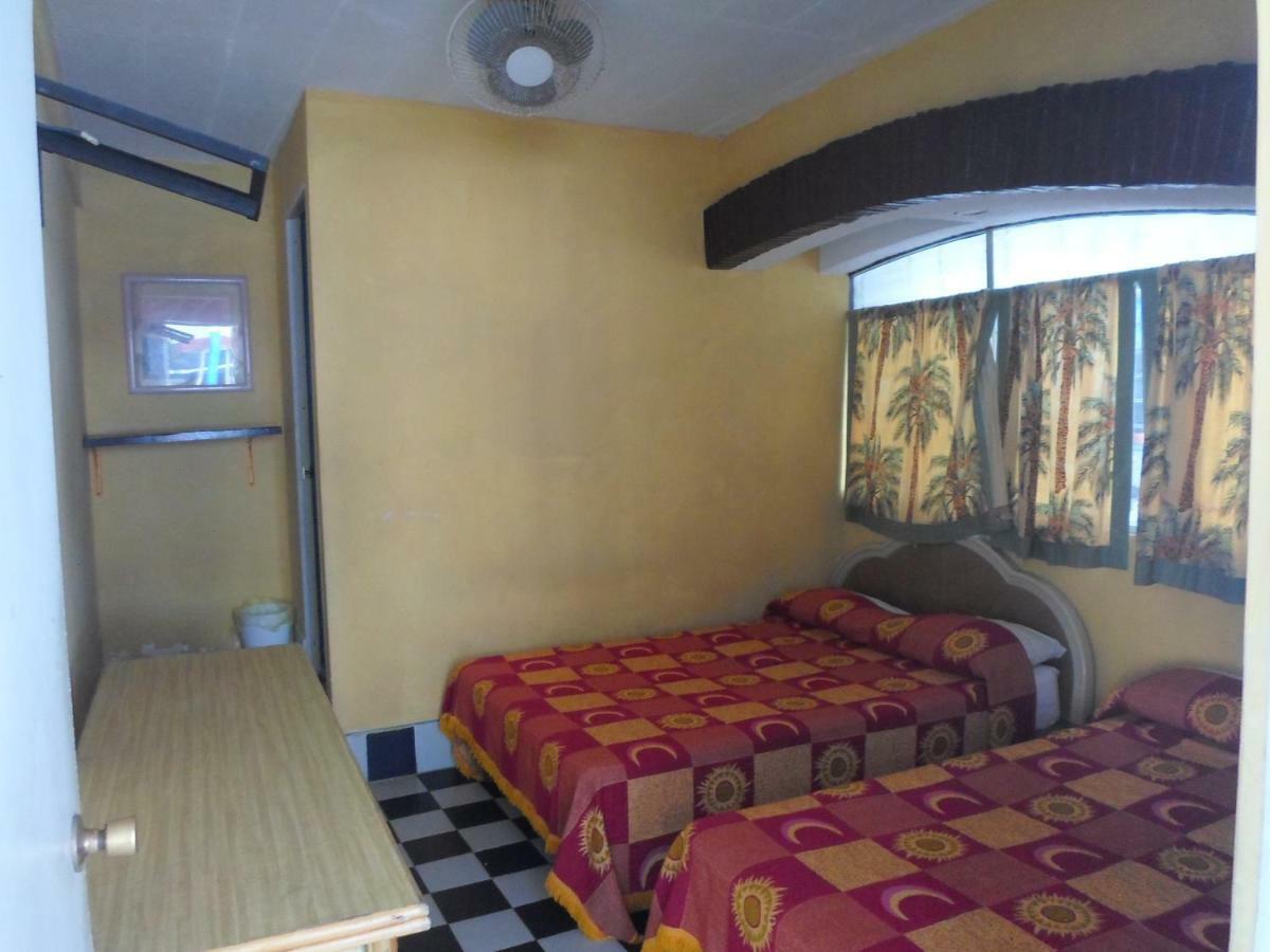 Casa De Huespedes Santa Fe Acapulco酒店 外观 照片